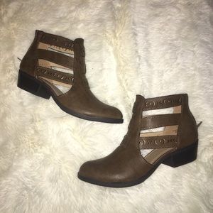 Cut-out booties